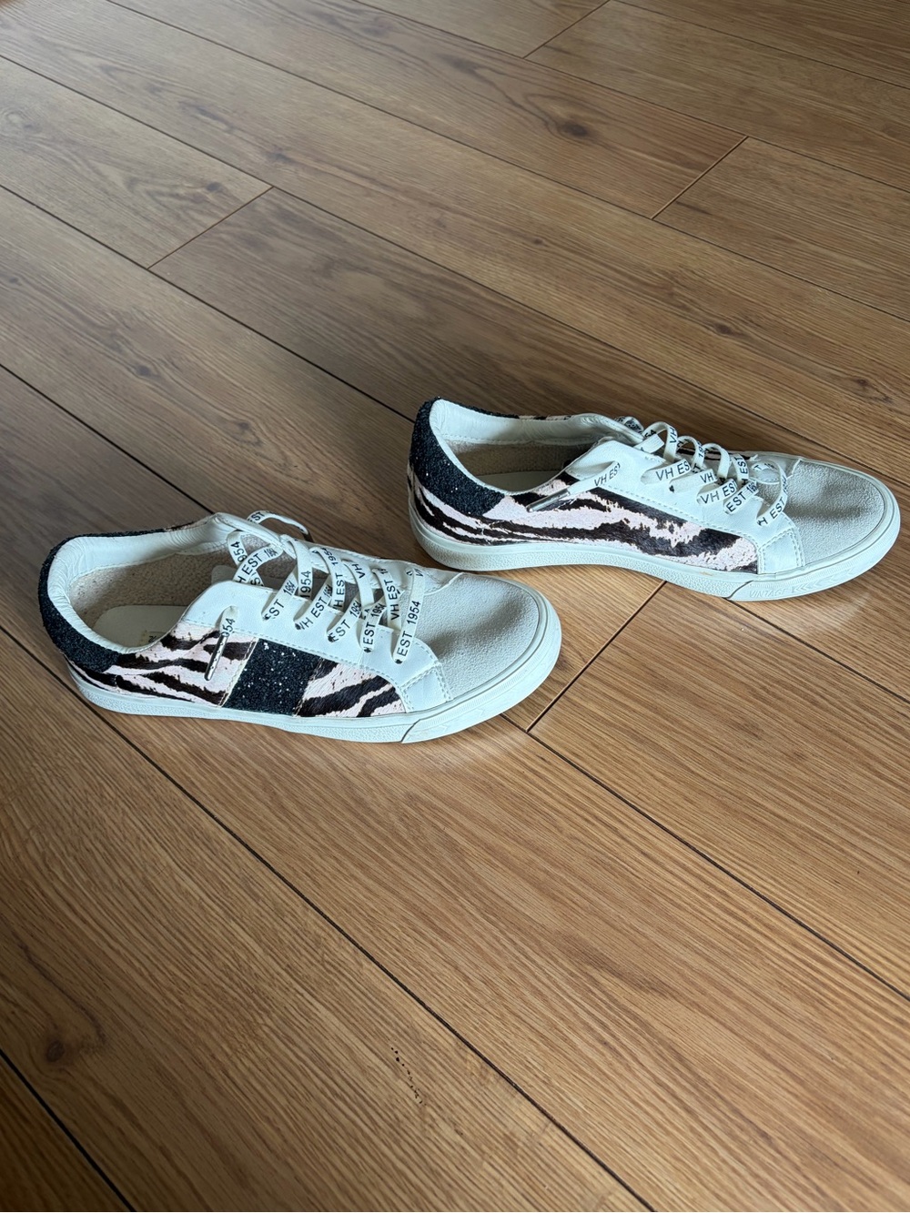 Vintage Havana Women's White:Black and Pink Leopard Low-Top Sneakers Size 8.5 - Picture 3 of 7